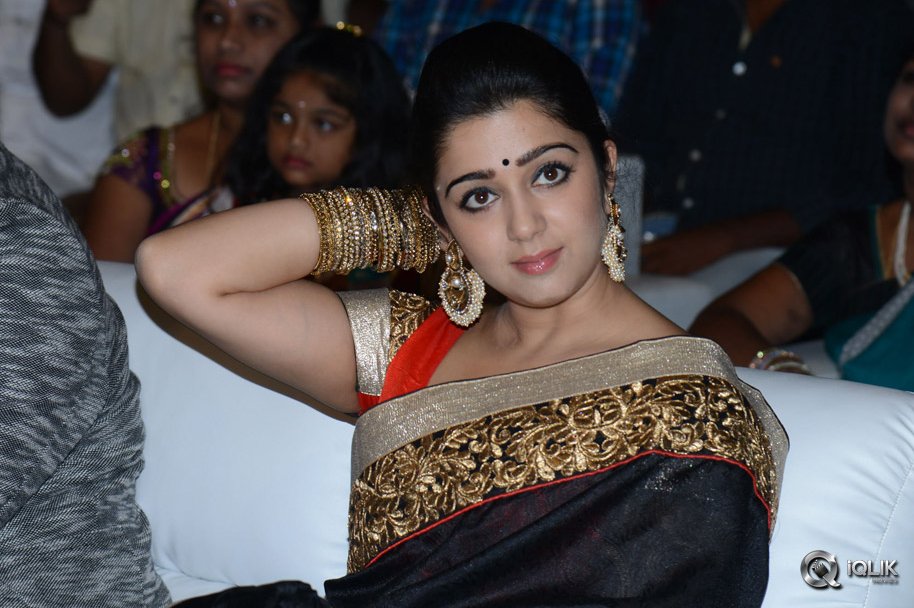 Charmi-at-Jyothi-Lakshmi-Movie-Audio-Launch